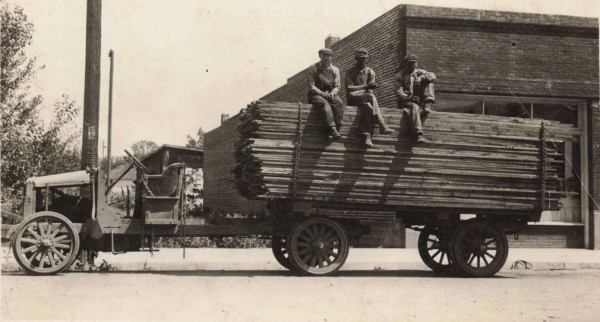 lumber truck.JPG