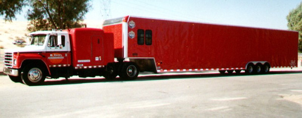 UnitedTrailer.jpg