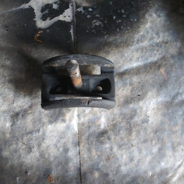 Single bolt.jpg