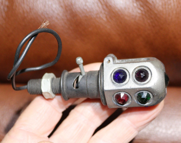Jeweled dash Lamp 2.jpg