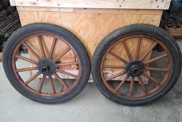 WHEELS 1.jpg