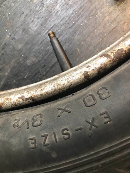 Tire and rim.jpg