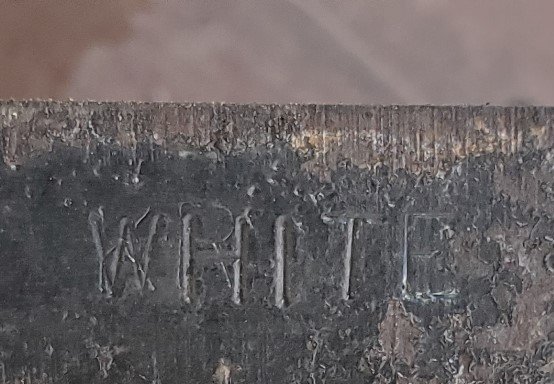 KR and WHITE C.Head KR.jpg