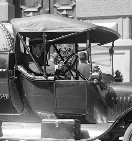 RHD no R-side front door.jpg