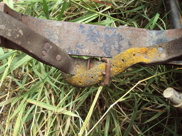 OldStrap.jpg