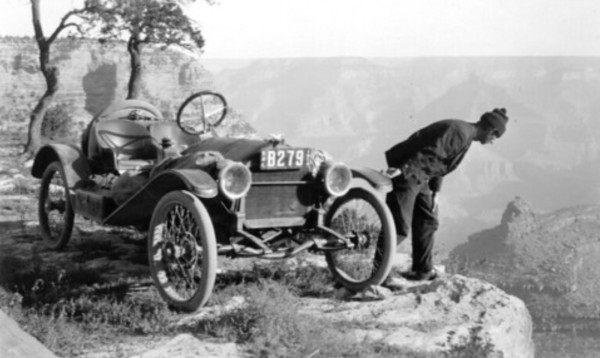 1914 Metz at Grand Canyon.jpg