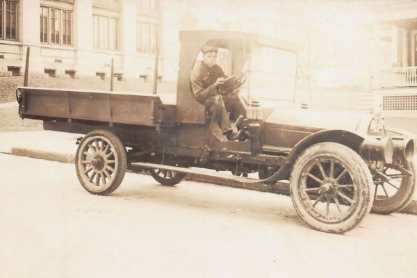 truck.JPG