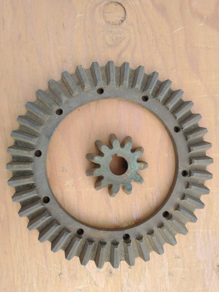 T ring pinion gear.jpg