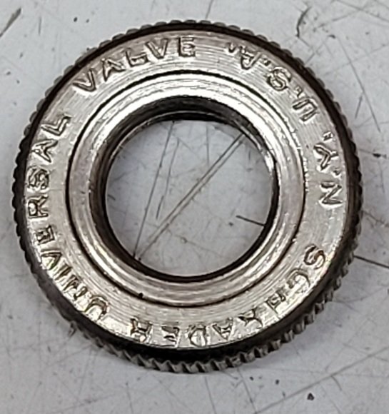 Round nuts