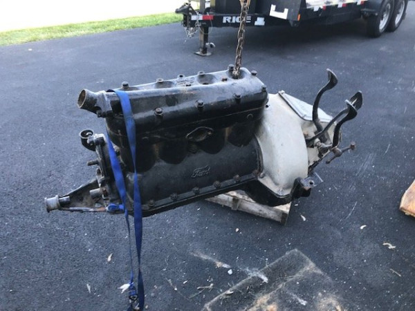 Model T engine 1912 off side.jpg