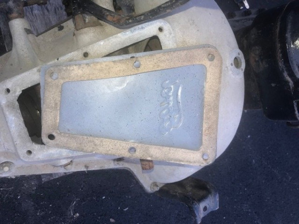 Model T engine 1912 Trans cover.jpg
