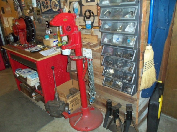 rivet machine.JPG