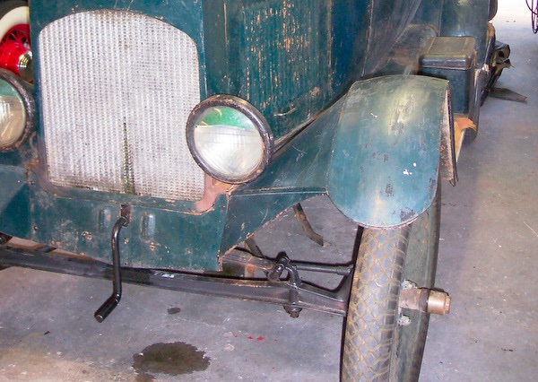 Autowa,%20Left%20Front%20View.jpg