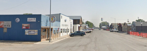 Central Ave Fairfield Montana 2.jpg