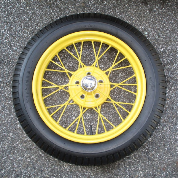 1928 Model AR Tire and Wheel.jpg