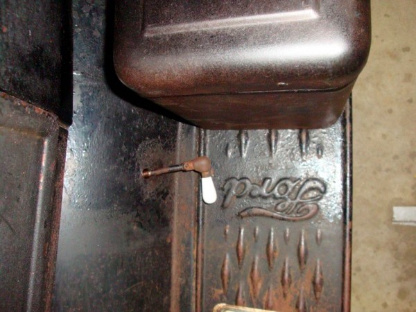 stove handle 2.jpg