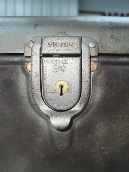 Yale Tool Box Lock.jpg