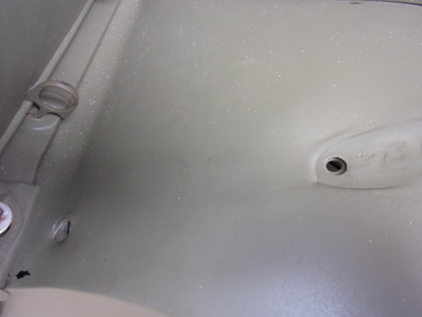 fender mounting hole.JPG