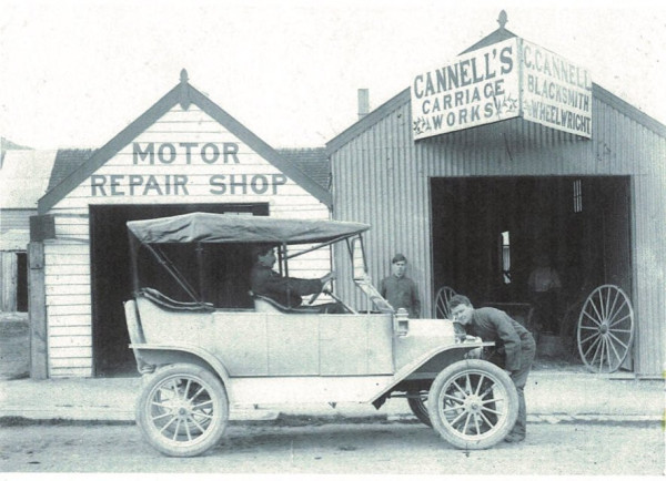 Cannells Coach Works 03.jpg