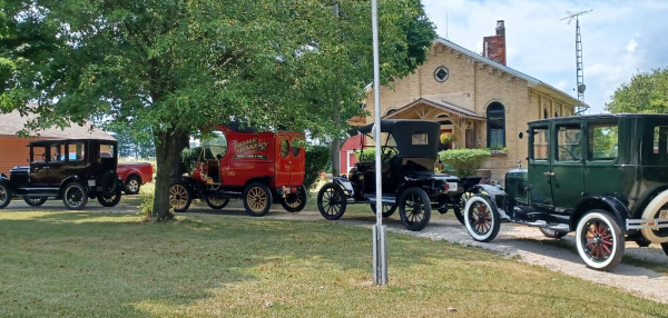 Great looking bunch of cars