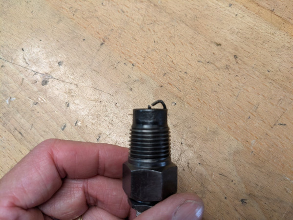 plug 4.jpg
