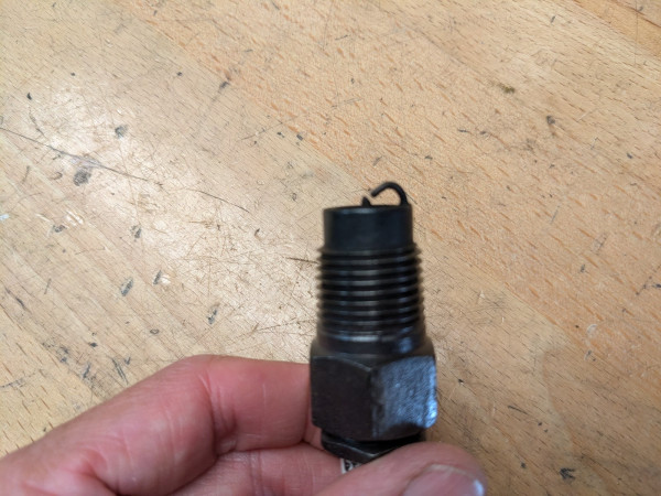plug 3.jpg