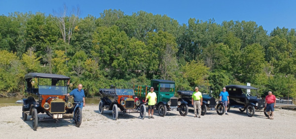 A lady took us early arrives pic.<br />L-R: Russ, me, Mike, Jeff &amp; Art