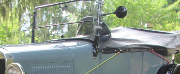 mirror with strap for length.jpeg