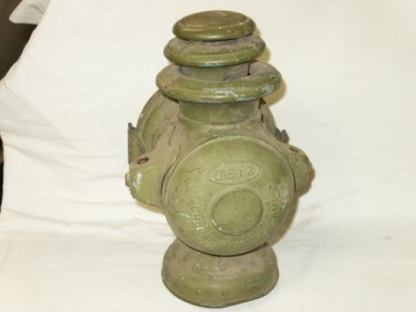 dietz lamps d.JPG