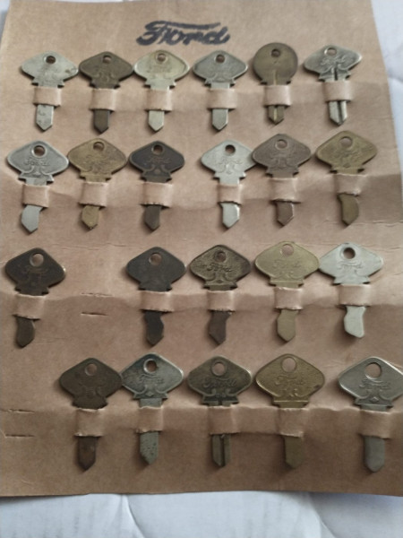 T keys.jpg