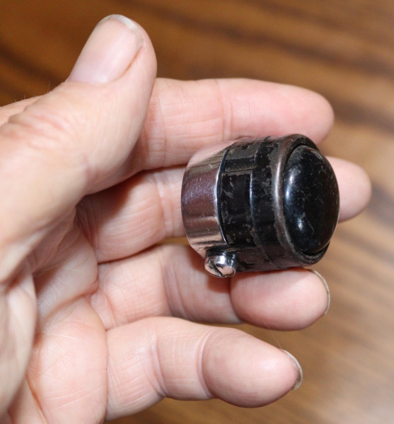 APCO STEERING WHEEL NUT HORN BUTTON 2.jpg