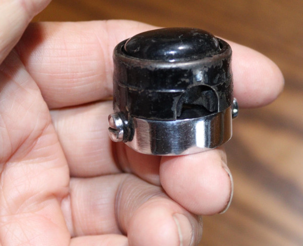 APCO STEERING WHEEL NUT HORN BUTTON 4.jpg