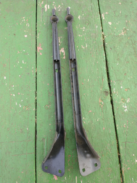 T stanchions 2.jpg