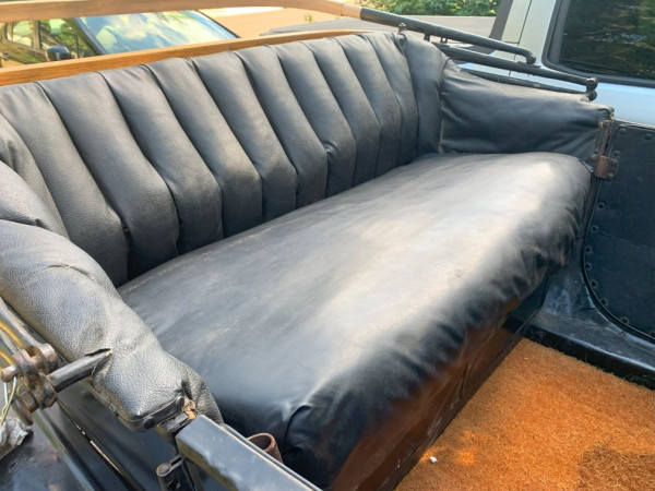 seat_rear.jpg
