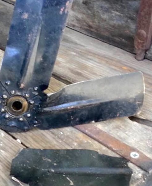 early rivet blade.jpeg