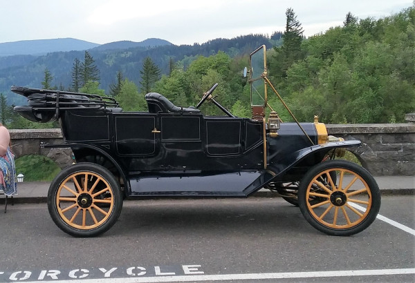 1911 Crown point.jpg