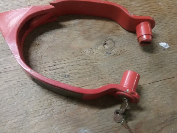 Security Auto Theft Signal System wheel lock 10 16 24 (10).jpg
