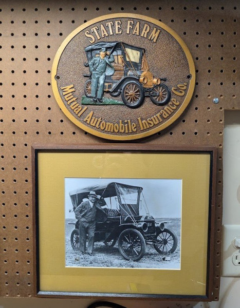 Model T placque and picture.jpg