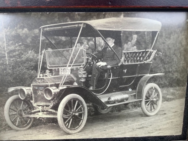 1909  B.jpg