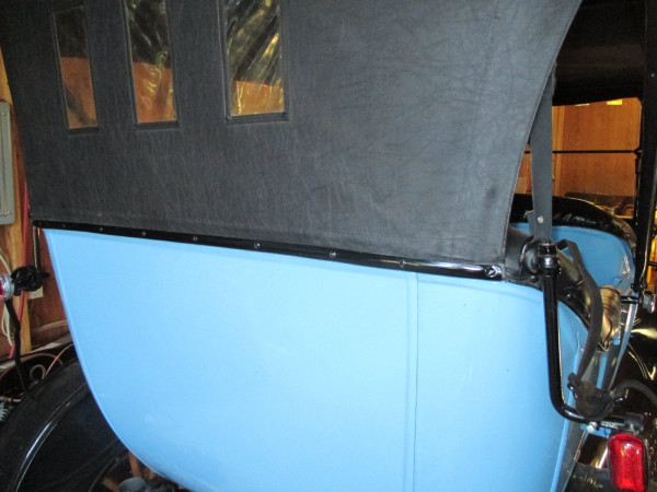 1919 touring rear curtain trim.jpg