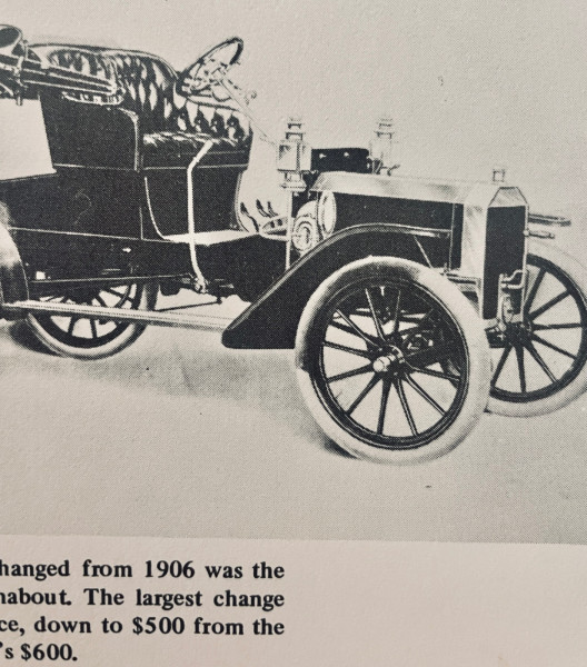1906 Ford.jpg