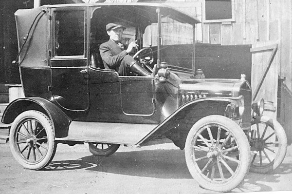 Town Car2.jpeg