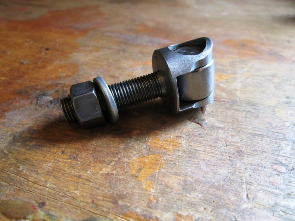 clutch bolt roller.JPG