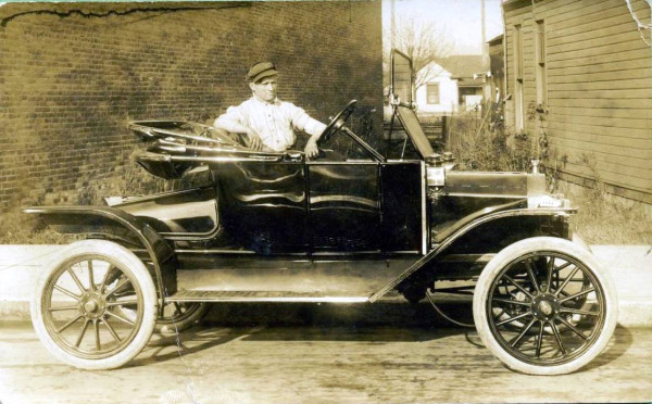 1913 WHEEL PINSTRIPE SERIES #9 PHOTO.jpg