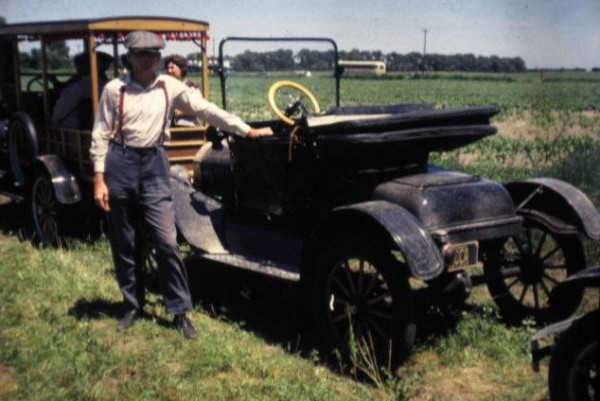 Verne & Dads 1915 T.jpg