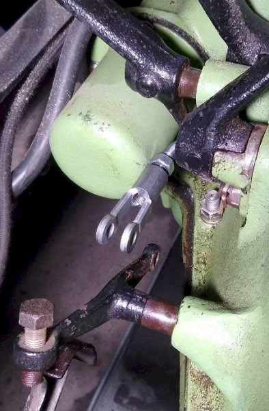 clutch pedal 04.jpg