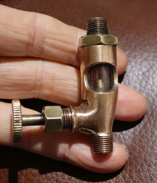 Drip oiler 1.jpg