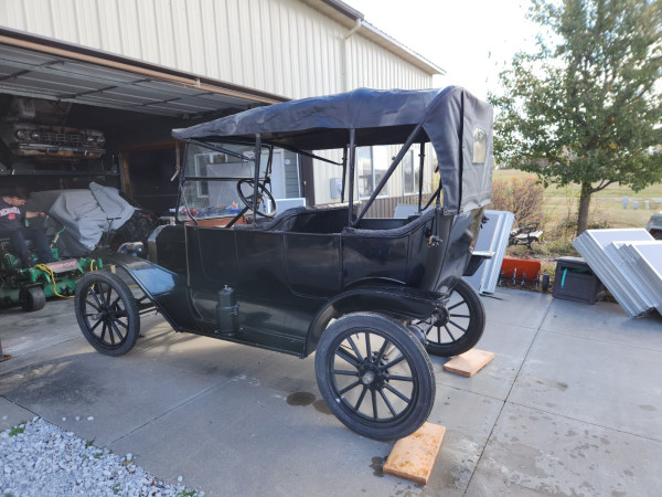 3 Model T driver rear.jpg