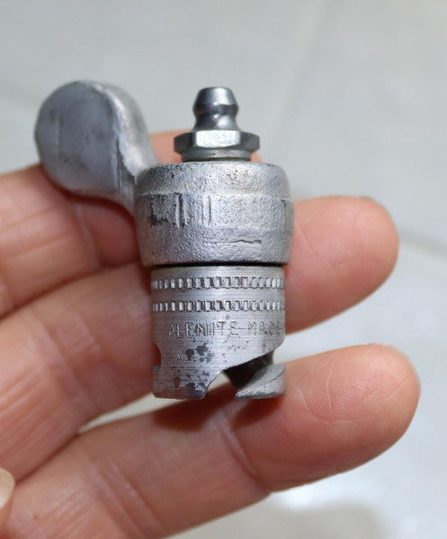 Zek To Alemite Grease Gun Fitting.jpg