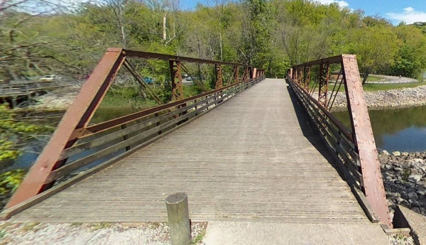 Caesar's Creek Bridge - Harveysburg OH.jpg